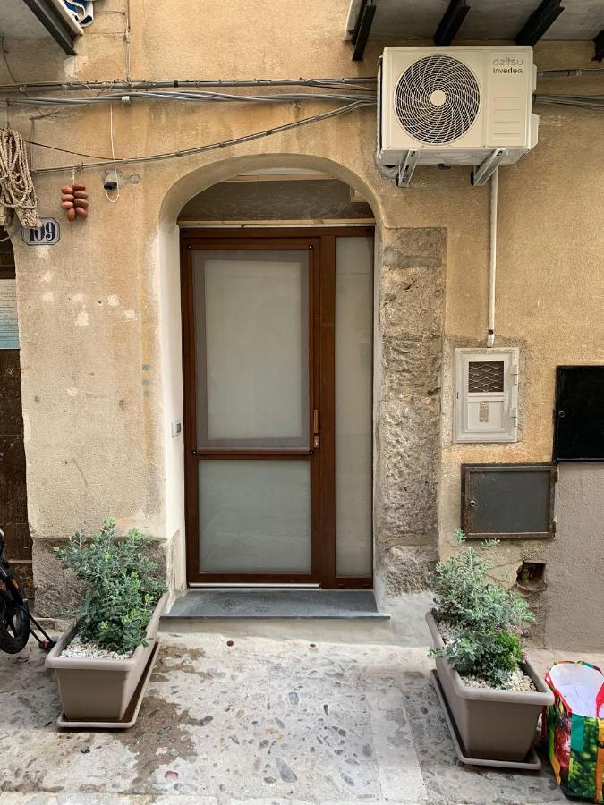 Vitrani'S House Apartments Cefalu Luaran gambar