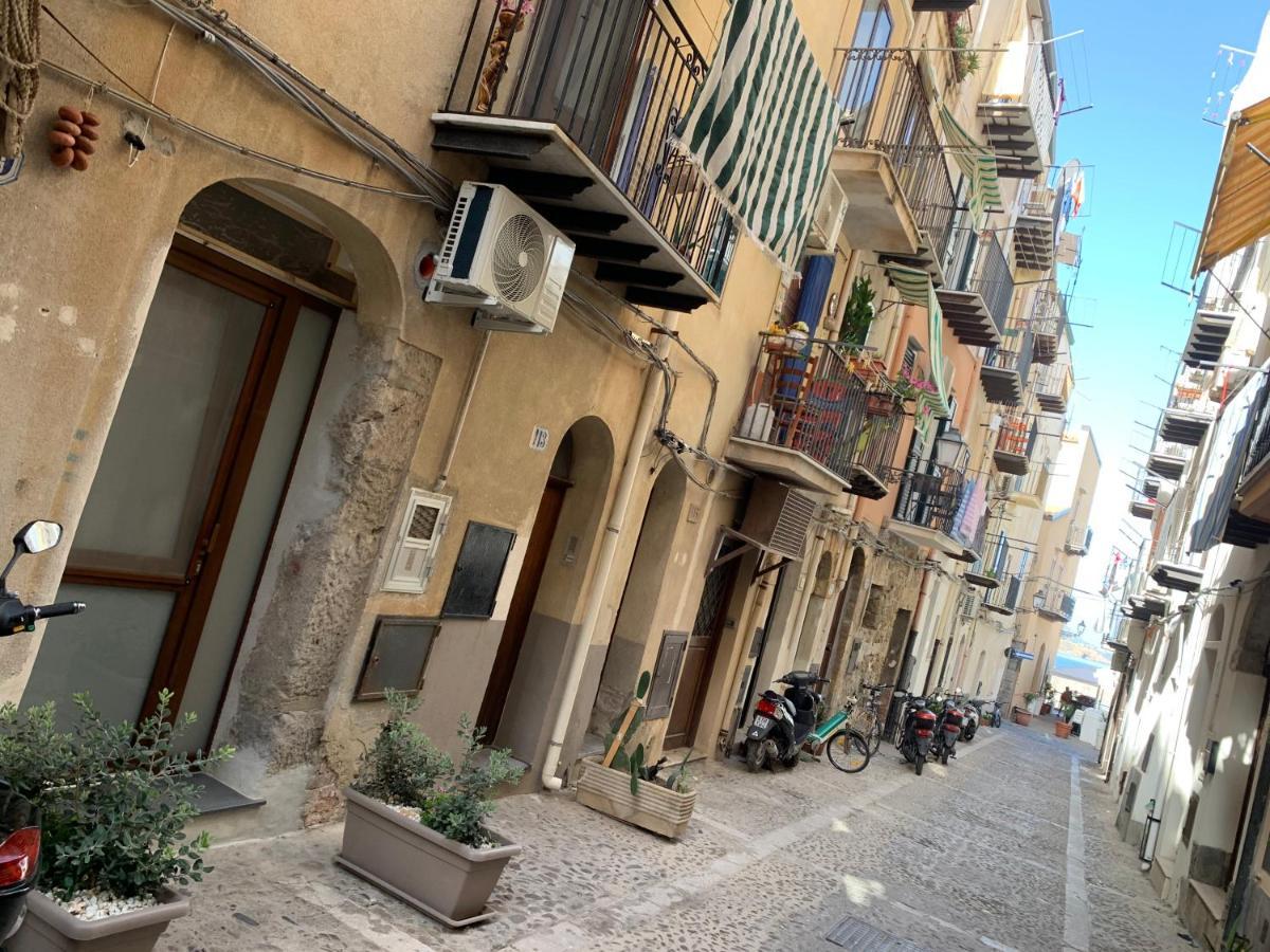 Vitrani'S House Apartments Cefalu Luaran gambar